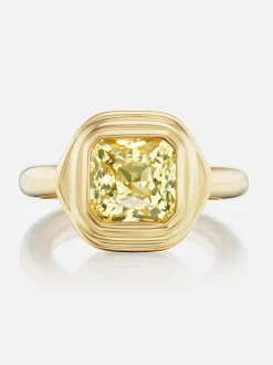 Cairo Ring Yellow Sapphire