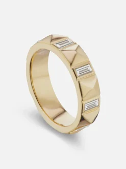 Diamond Pyramid Baguette Band