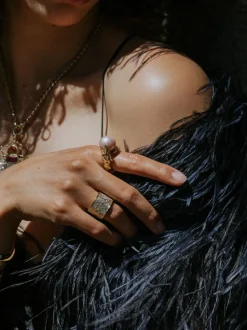 Pink Pearl Claw Ring